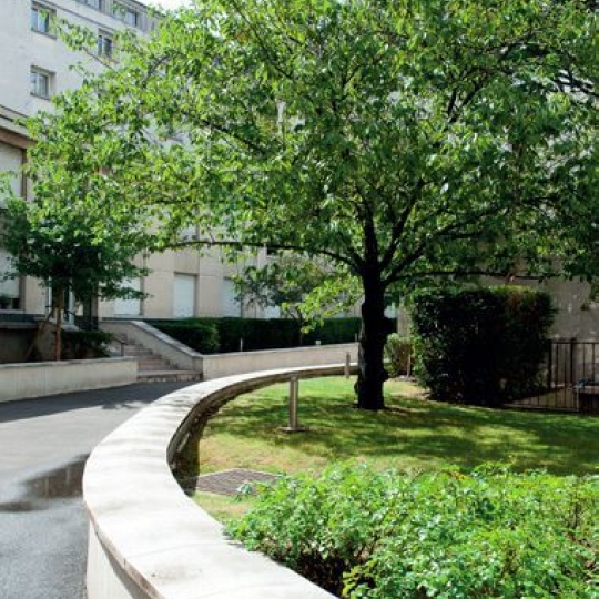  Annonces VINCENNES : Appartement | PARIS (75016) | 75 m2 | 812 000 € 