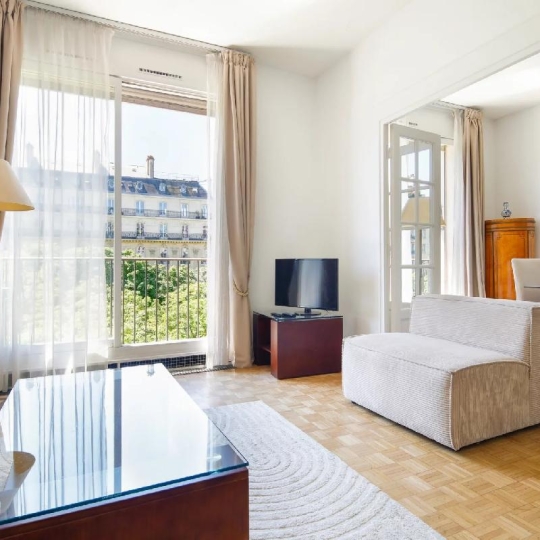  Annonces VINCENNES : Apartment | PARIS (75016) | 76 m2 | 1 500 000 € 