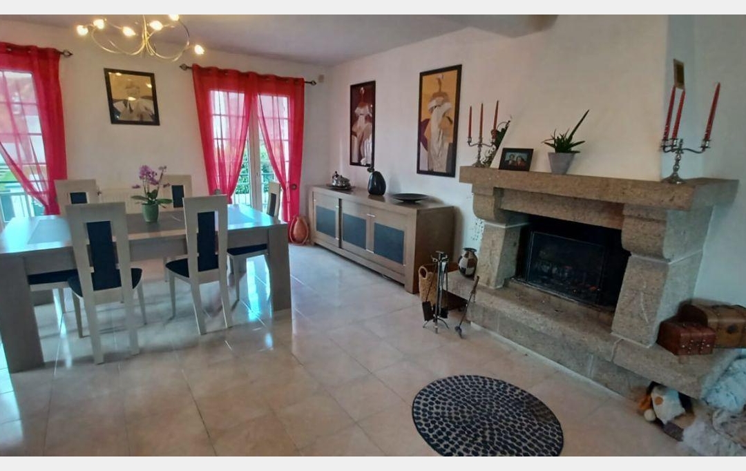 Annonces VINCENNES : Maison / Villa | COUBRON (93470) | 181 m2 | 525 000 € 