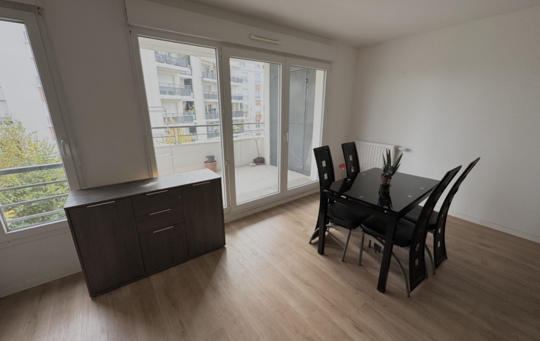 Annonces VINCENNES : Appartement | ROMAINVILLE (93230) | 64 m2 | 1 350 € 