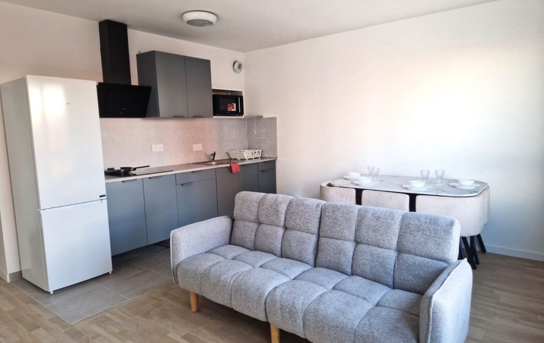 Annonces VINCENNES : Appartement | ROMAINVILLE (93230) | 41 m2 | 1 250 € 