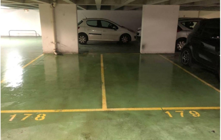  Annonces VINCENNES Garage / Parking | PARIS (75011) | 12 m2 | 28 000 € 